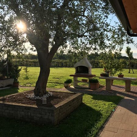 Appartamento "Casa Vacanze Corte Ara Decima" Sona Εξωτερικό φωτογραφία